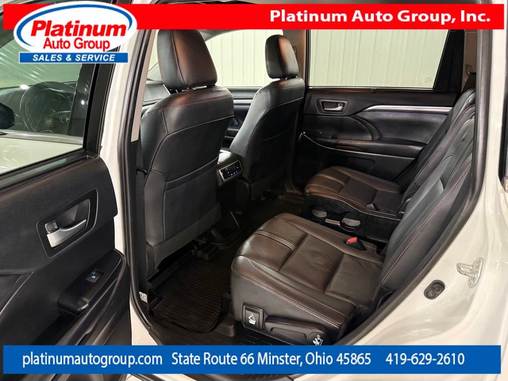 Used 2019 Toyota Highlander SE AWD/4WD image 42