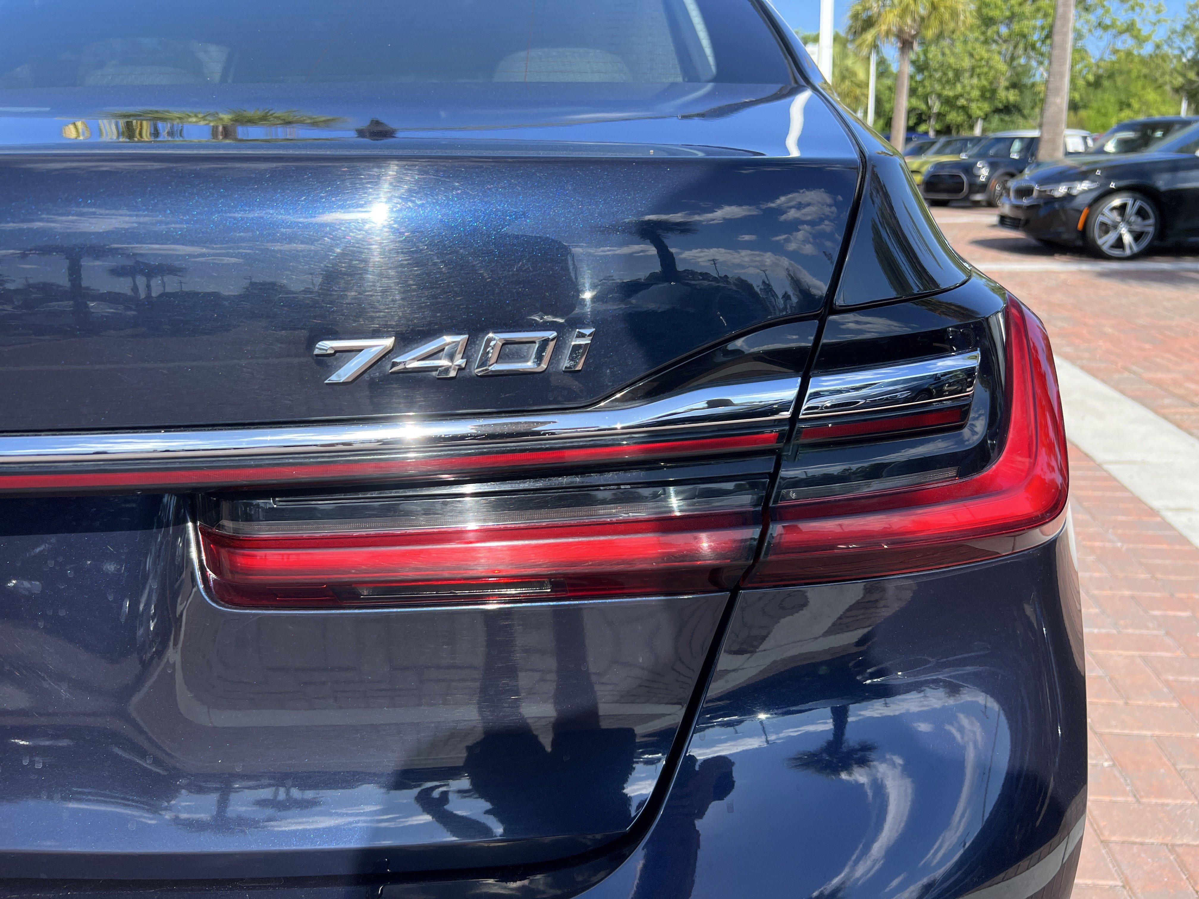 Used 2020 BMW 740i w/ Premium Package RWD image 44