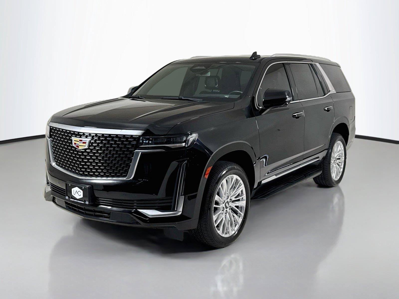 Used 2022 Cadillac Escalade Luxury AWD/4WD image 10