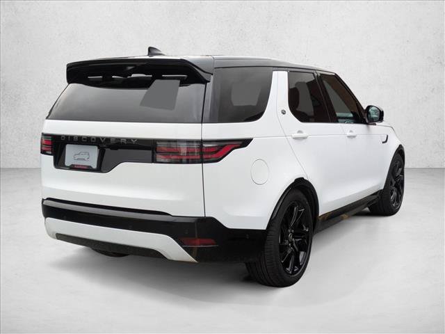 Certified 2025 Land Rover Discovery Dynamic SE AWD/4WD image 5