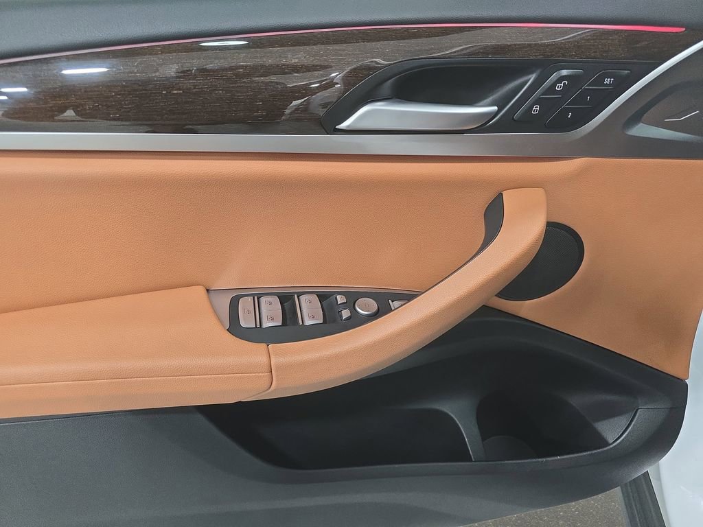 Used 2024 BMW X3 sDrive30i w/ Premium Package w/ZPA RWD image 27