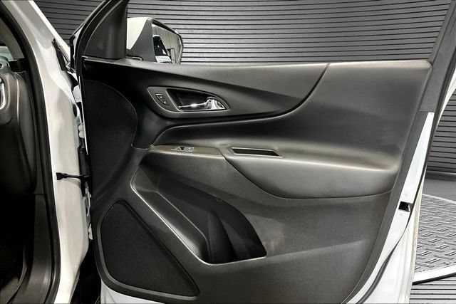 Used 2023 Chevrolet Equinox LT w/ LPO, Floor Liner Package AWD/4WD image 25