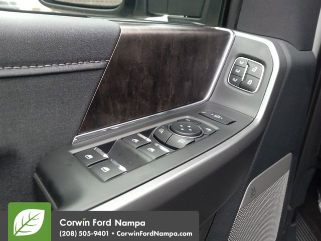 New 2026 Ford F250 Lariat w/ Black Appearance Package image 11