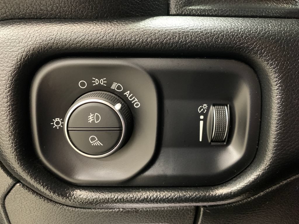 Used 2021 RAM 1500 Big Horn AWD/4WD image 13