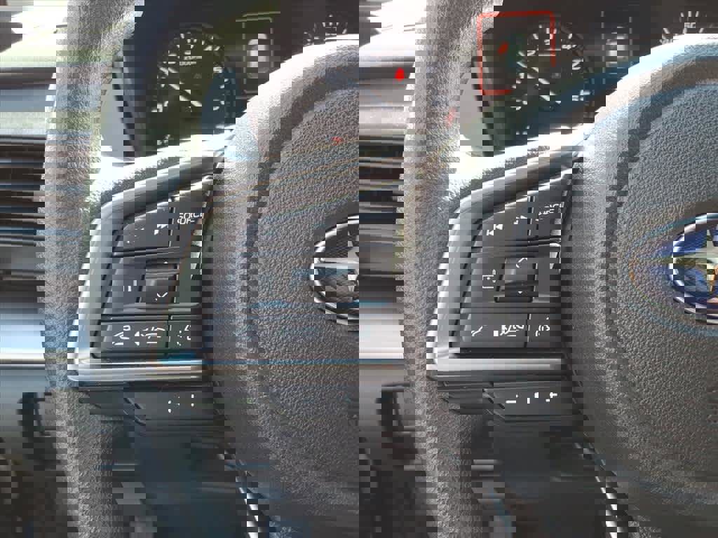 Used 2025 Subaru Impreza 2.0i image 14