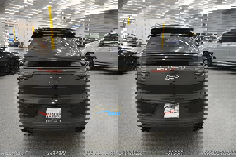 Used 2021 Porsche Cayenne S image 10