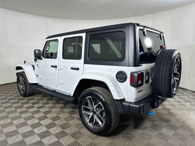 Used 2024 Jeep Wrangler Unlimited w/ Convenience Group image 5