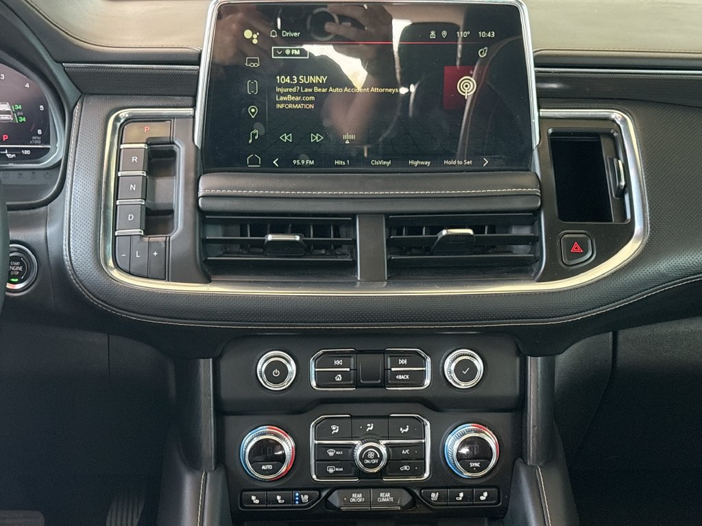 Used 2024 GMC Yukon AT4 w/ Technology Package AWD/4WD image 14