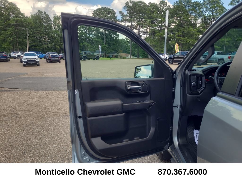 Used 2024 Chevrolet Silverado 1500 Custom RWD image 27