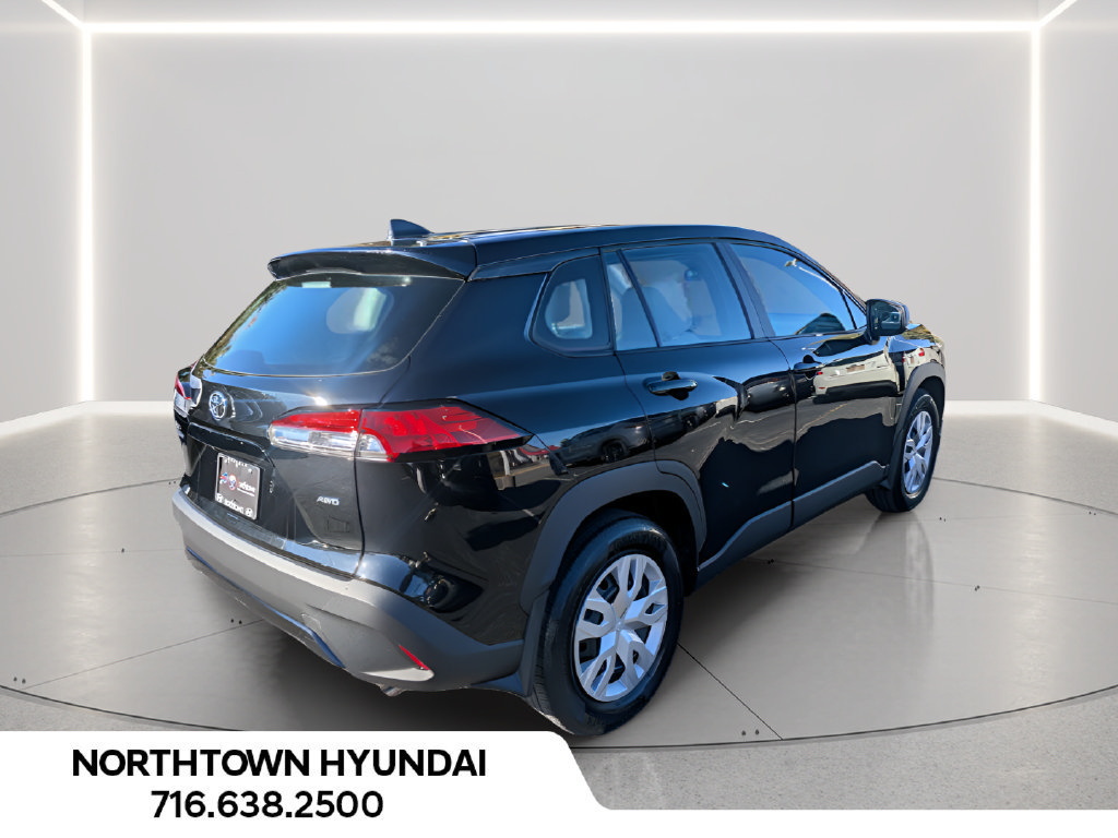 Used 2024 Toyota Corolla Cross L AWD/4WD image 12