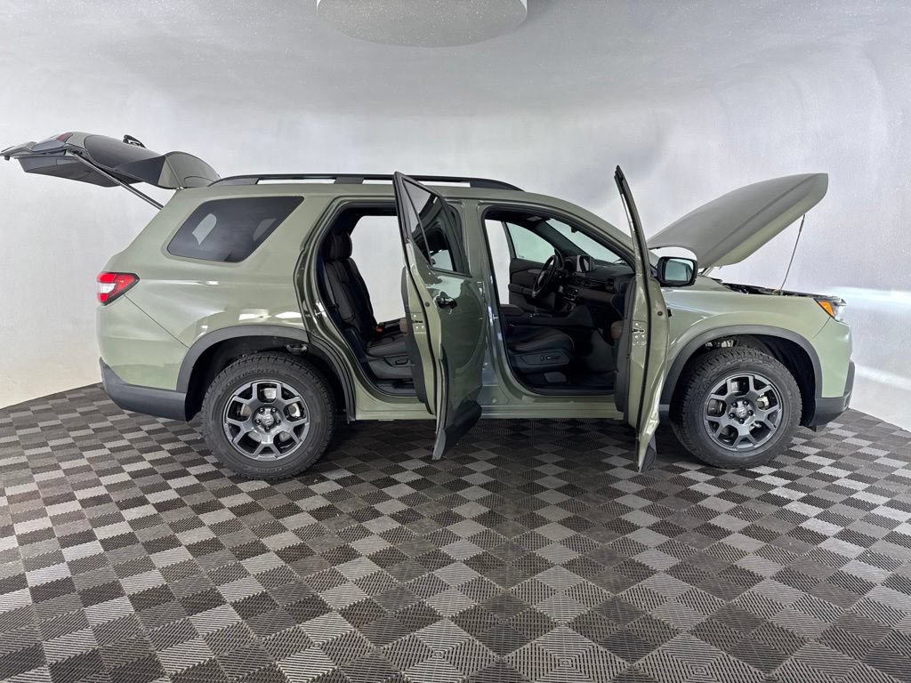 Used 2026 Honda Pilot TrailSport image 17
