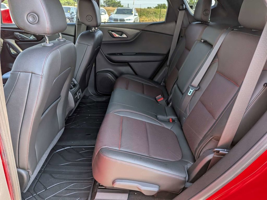 Used 2019 Chevrolet Blazer RS w/ Sun and Wheels Package AWD/4WD image 14