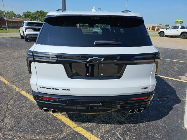 New 2026 Chevrolet Traverse RS w/ LPO, Floor Liner Package image 6