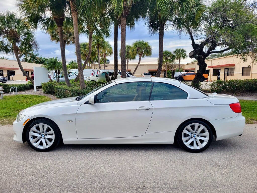 Used 2012 BMW 328i Convertible image 5