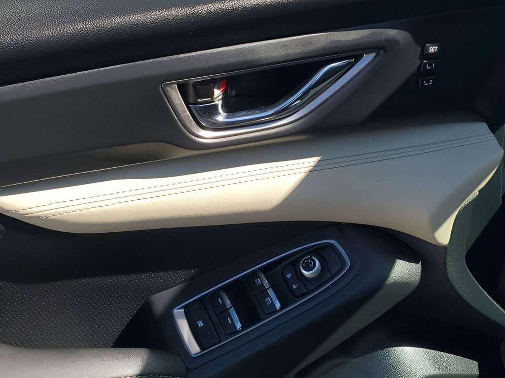 Used 2022 Subaru Ascent Limited w/ Technology Package image 47