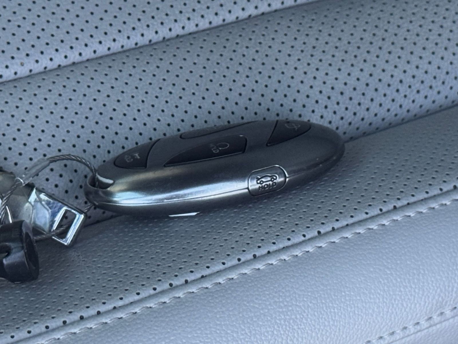 Used 2025 Hyundai Elantra Limited image 22