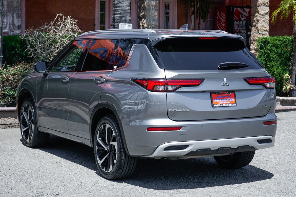 Used 2022 Mitsubishi Outlander SEL FWD image 6
