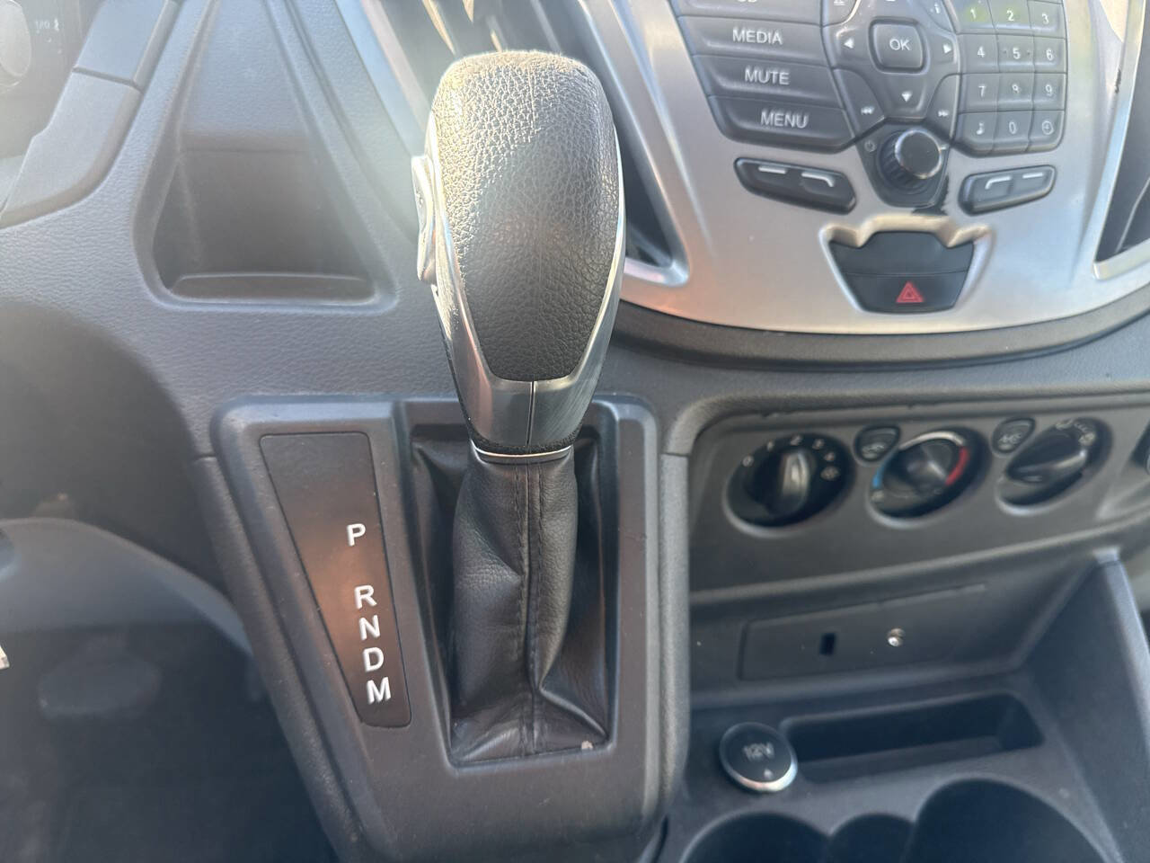 Used 2015 Ford Transit 350 XLT image 31