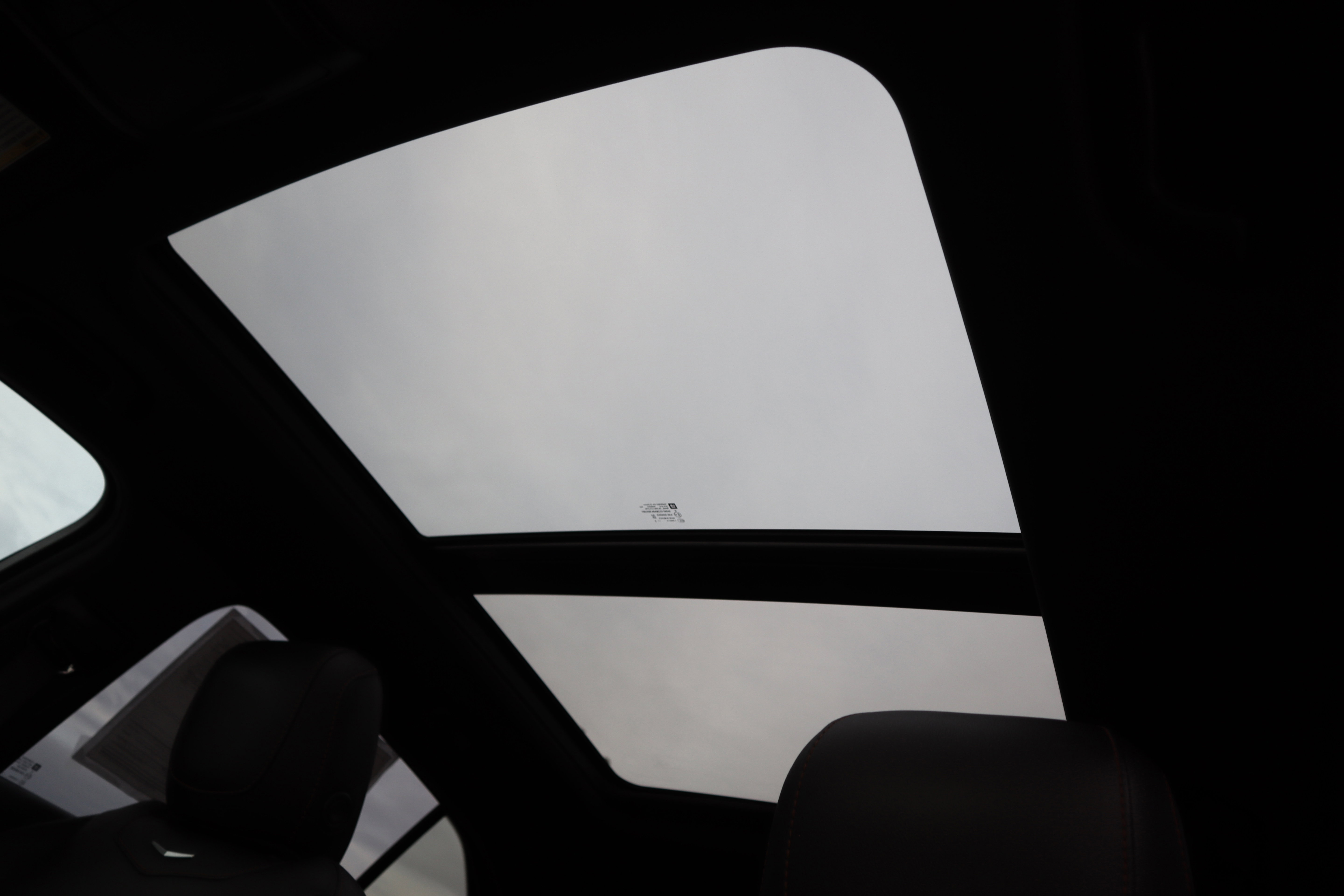 Used 2020 Cadillac XT4 Sport w/ Cold Weather Package image 27