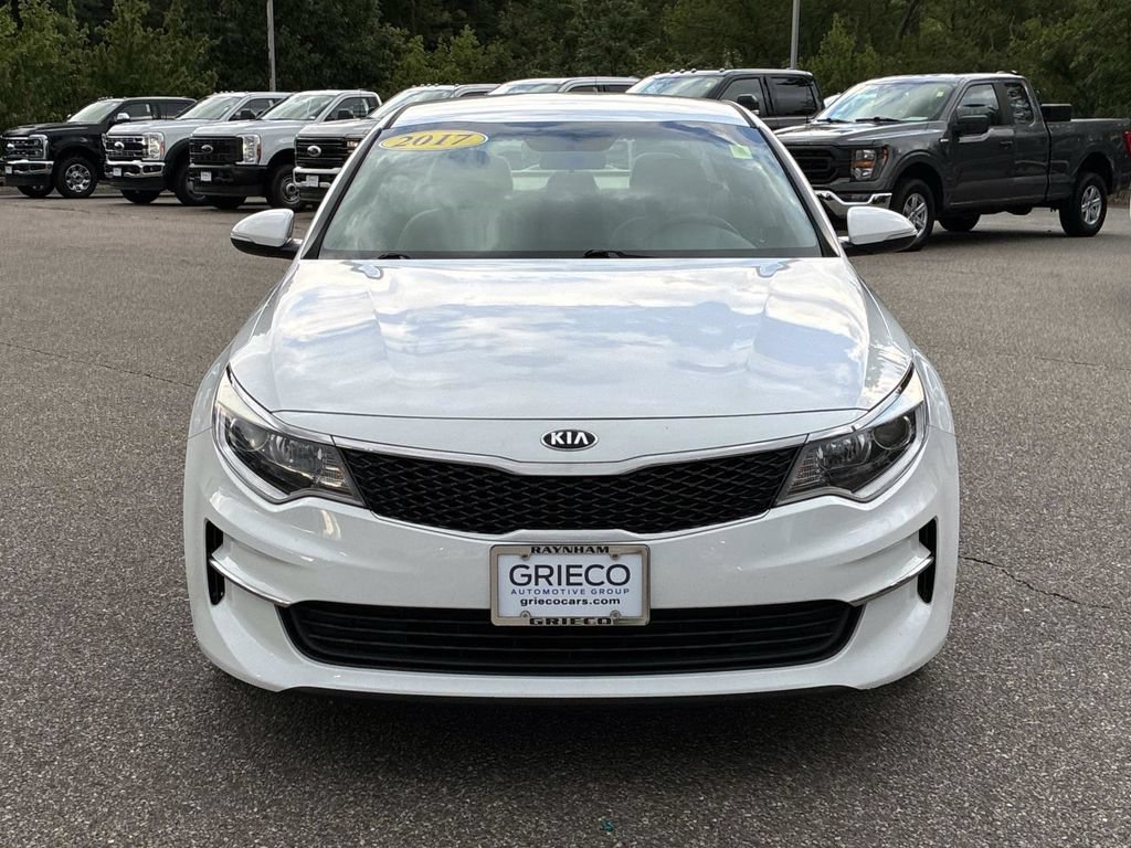 Used 2017 Kia Optima LX FWD image 2