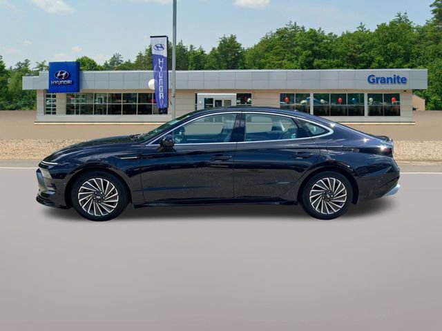 Used 2025 Hyundai Sonata SEL FWD image 9