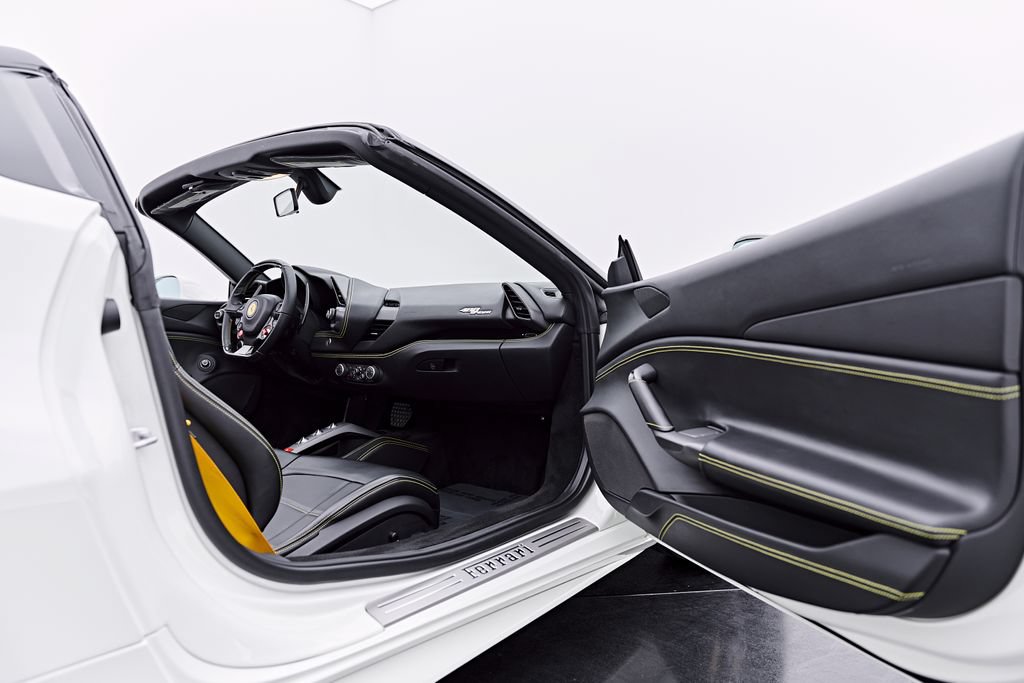 Used 2019 Ferrari 488 Spider RWD image 45