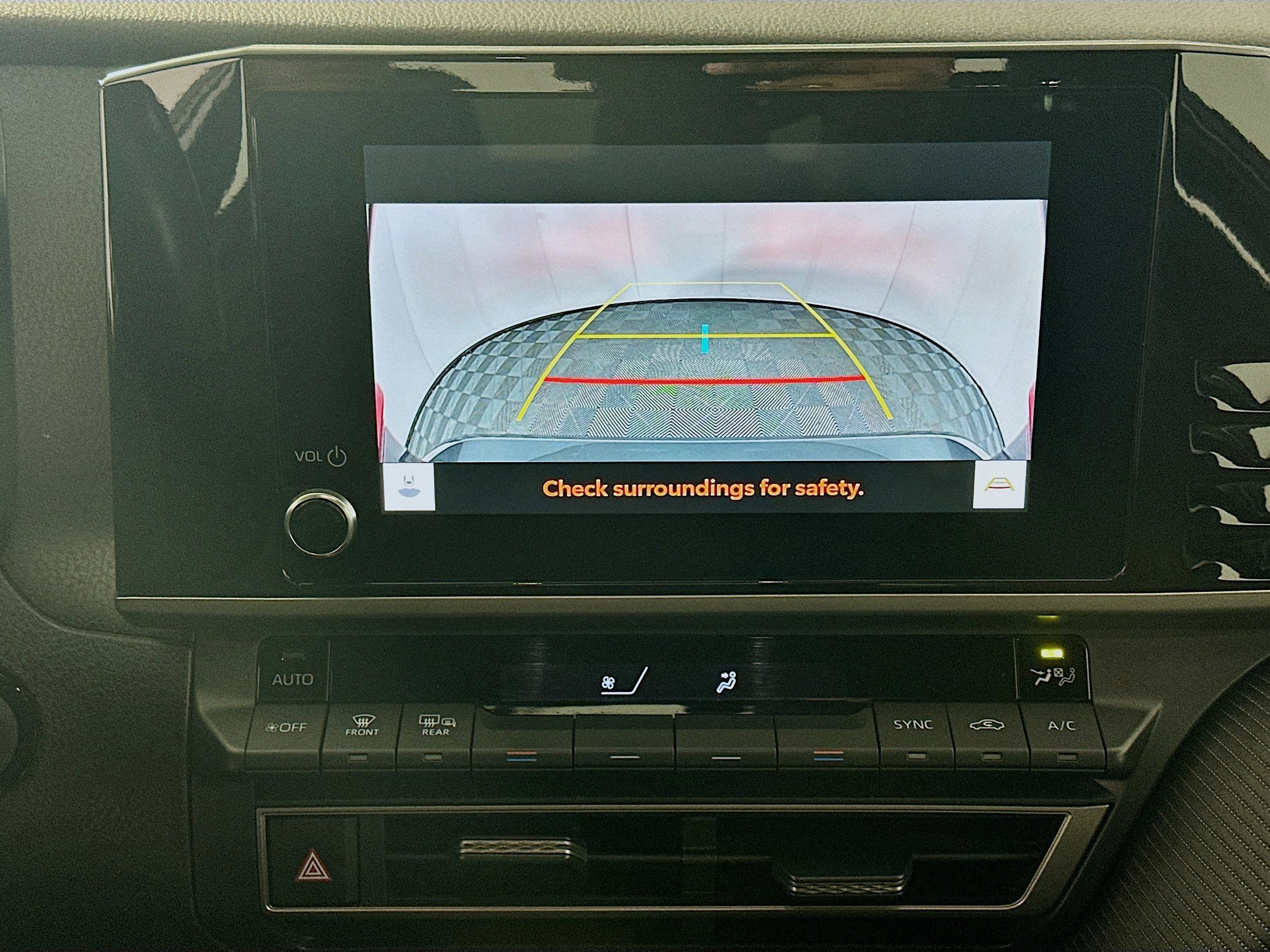 Used 2025 Toyota Camry SE image 23