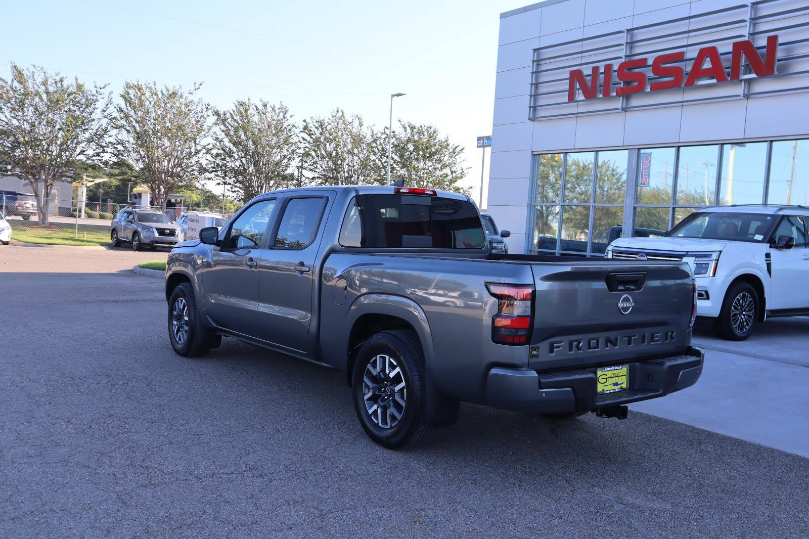 New 2026 Nissan Frontier SV image 5