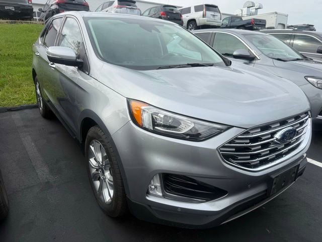 Used 2021 Ford Edge Titanium w/ Cargo Accessory Package image 2