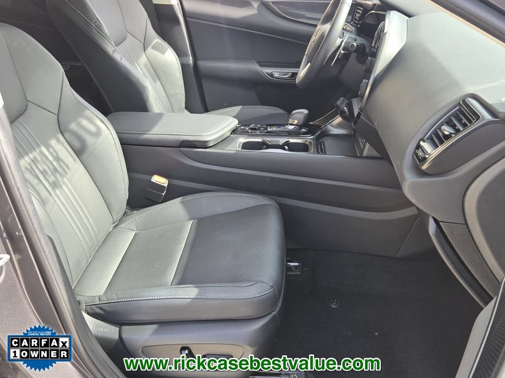 Used 2024 Lexus NX 250 FWD w/ Towing Package (2000 Lbs) image 18