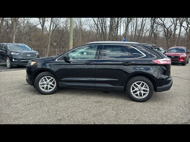 Certified 2023 Ford Edge SEL w/ Convenience Package AWD/4WD image 6