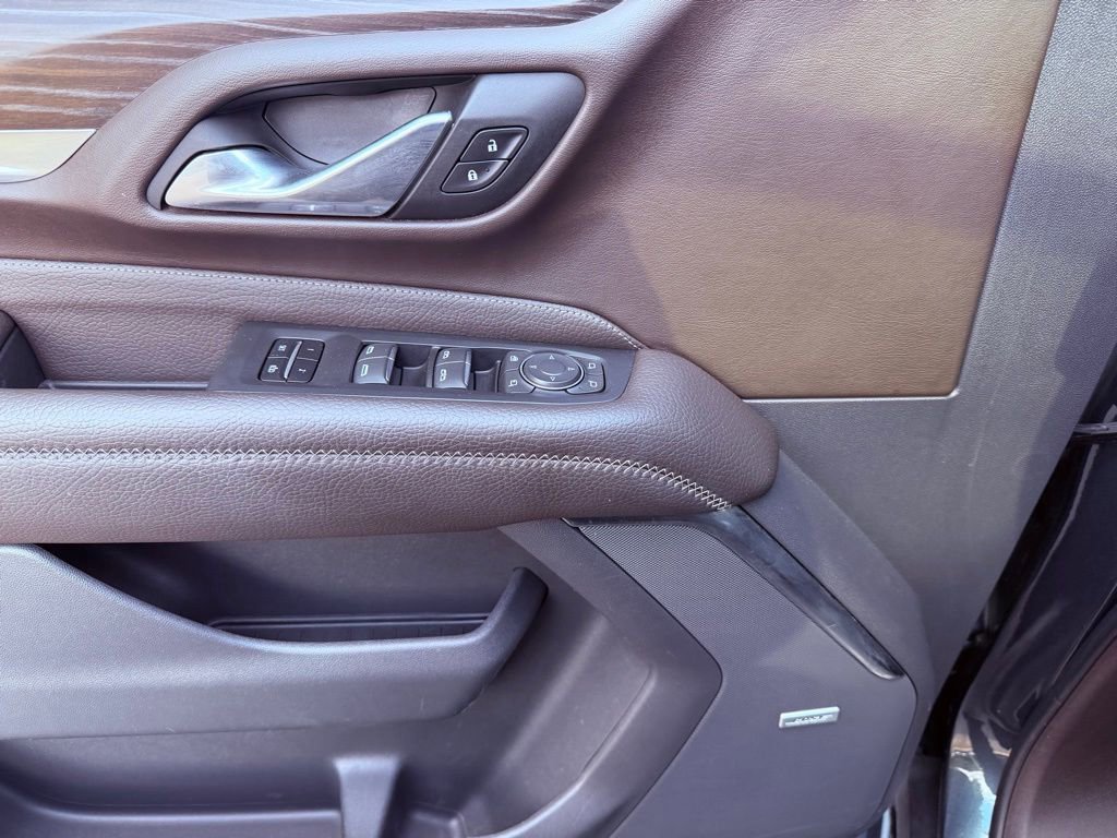Used 2021 GMC Yukon XL Denali AWD/4WD image 23