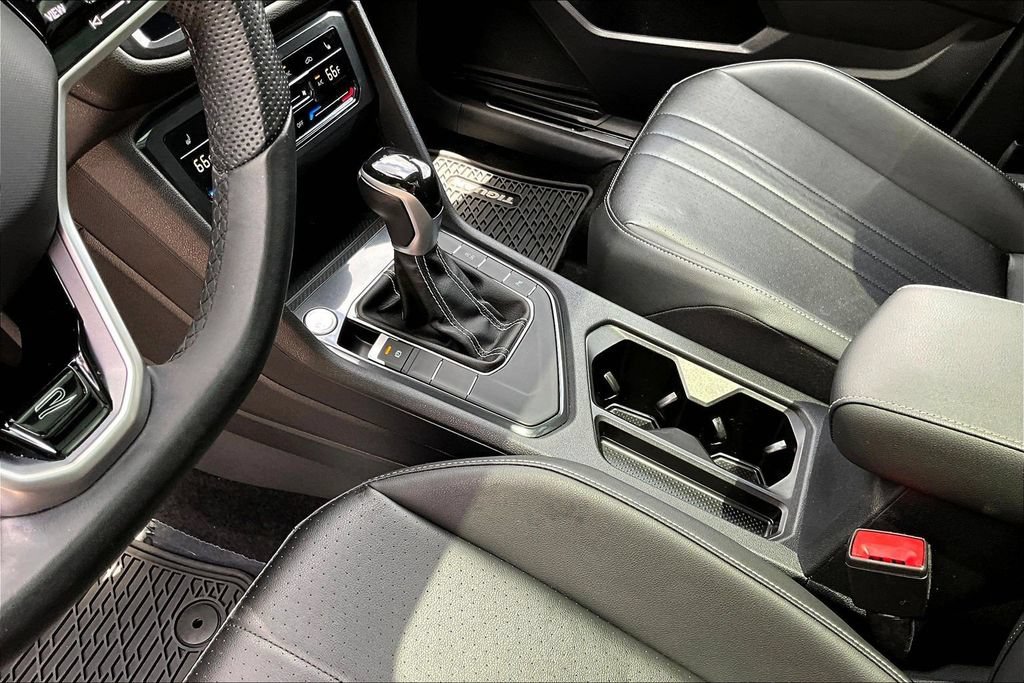 Used 2023 Volkswagen Tiguan SE R-Line FWD image 20