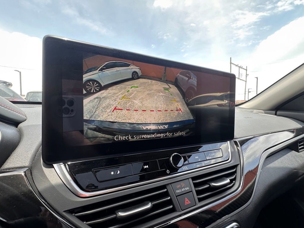 Certified 2025 Nissan Altima 2.5 SR w/ SR Premium Package FWD image 23