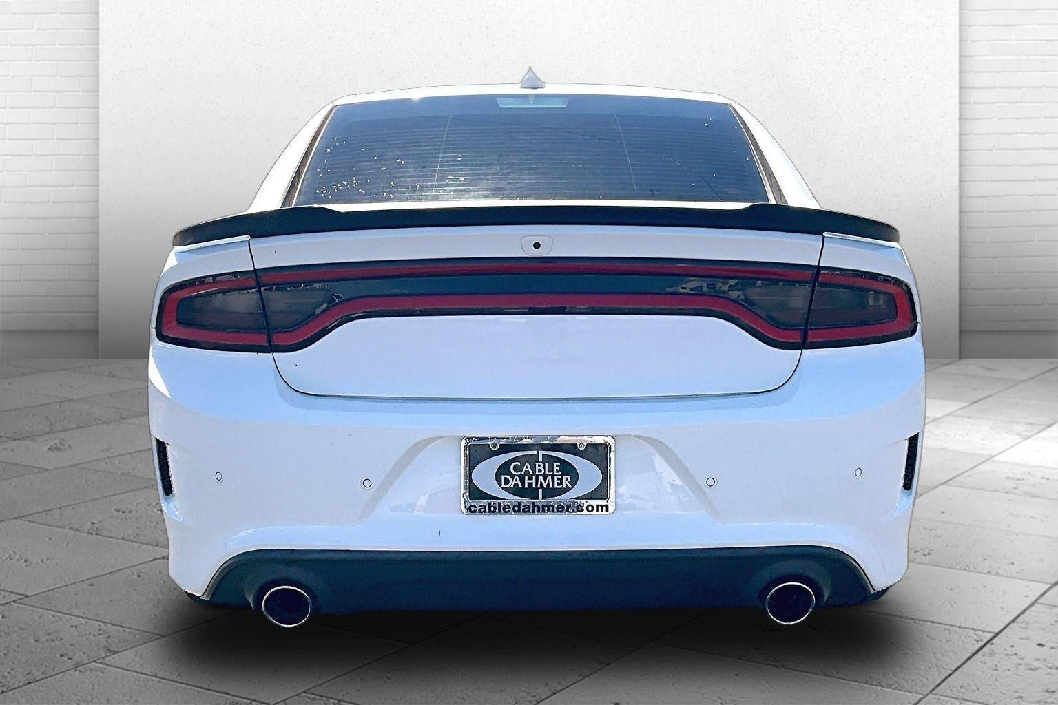 Used 2016 Dodge Charger R/T Scat Pack w/ Beats Audio Group RWD image 3
