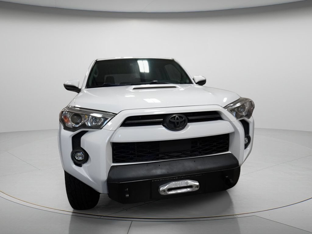 Used 2021 Toyota 4Runner TRD Off-Road AWD/4WD image 5