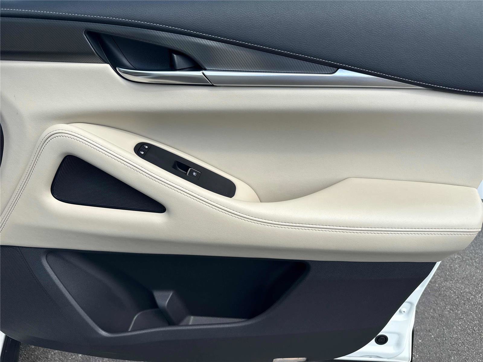 Used 2023 INFINITI QX60 Luxe w/ Cargo Package image 26