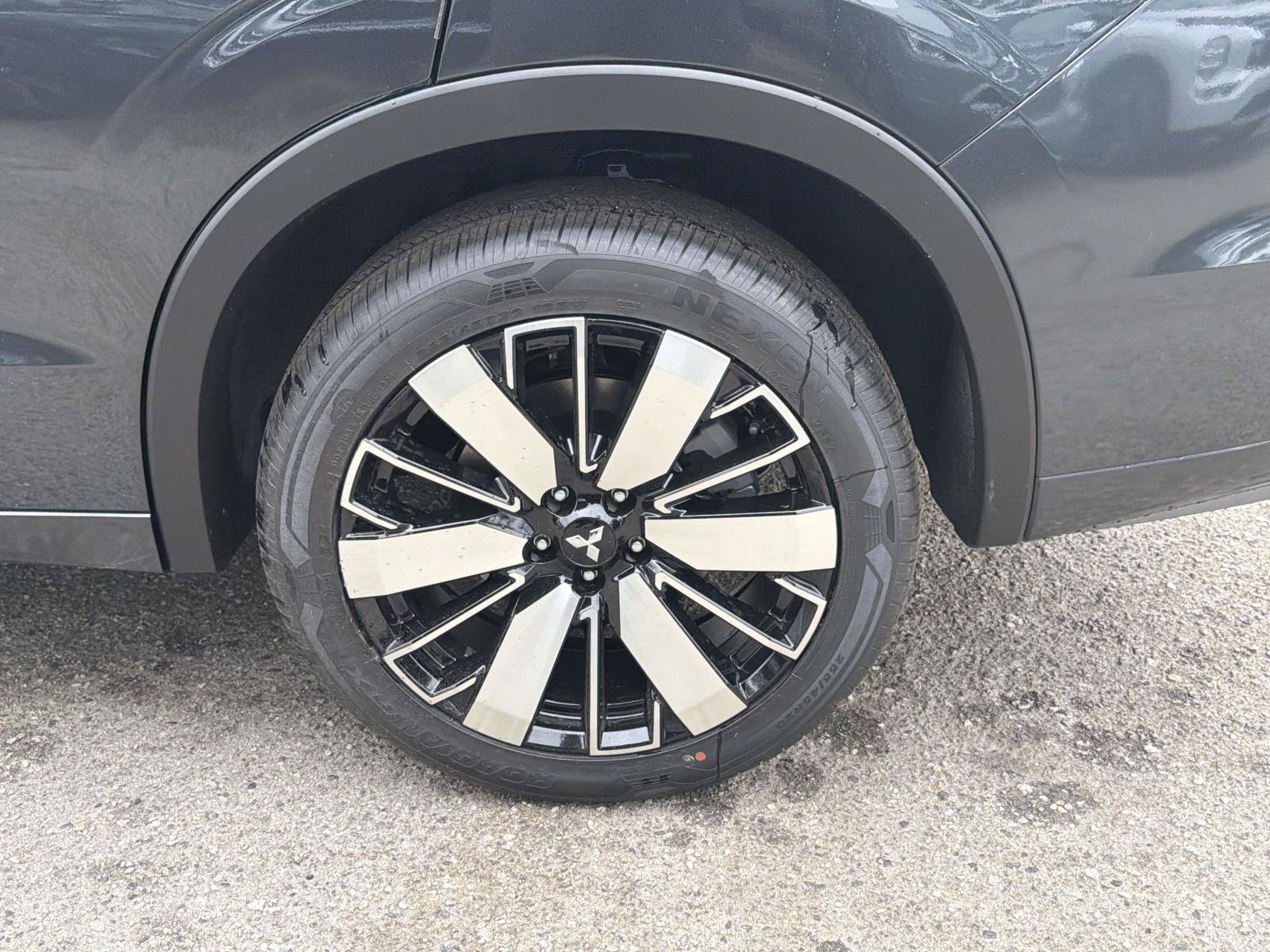 New 2026 Mitsubishi Outlander SEL AWD/4WD image 5