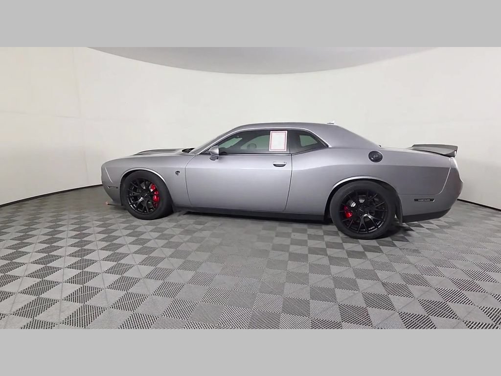 Used 2016 Dodge Challenger SRT Hellcat RWD image 44