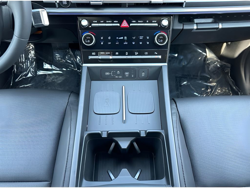 Used 2024 Hyundai Santa Fe Limited image 22