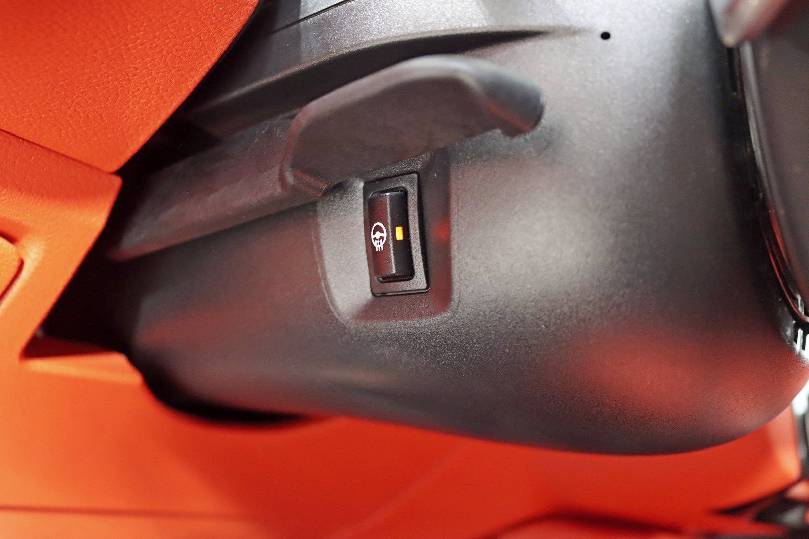 Used 2018 BMW X2 xDrive28i image 16