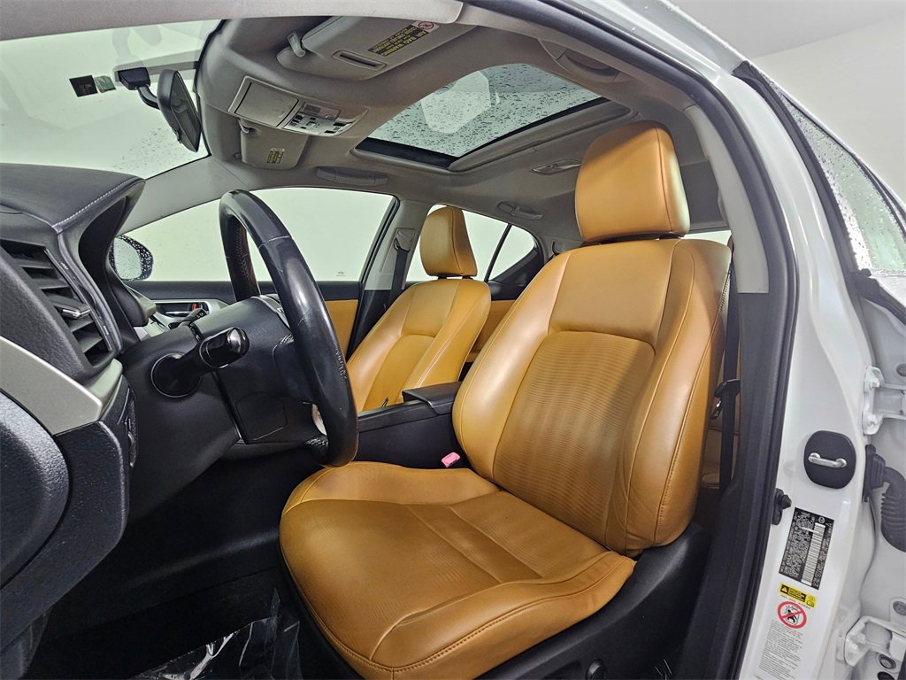 Used 2011 Lexus CT 200h image 22