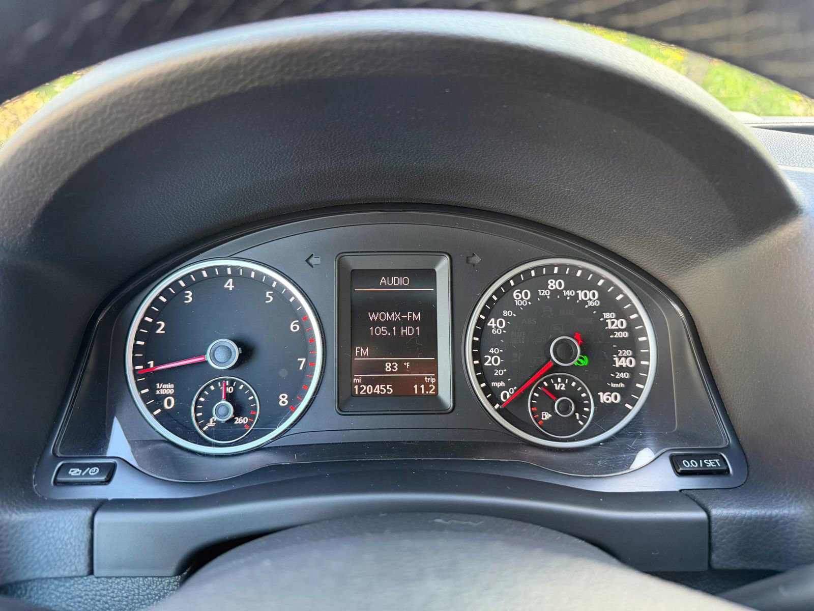Used 2015 Volkswagen Tiguan SE FWD image 33