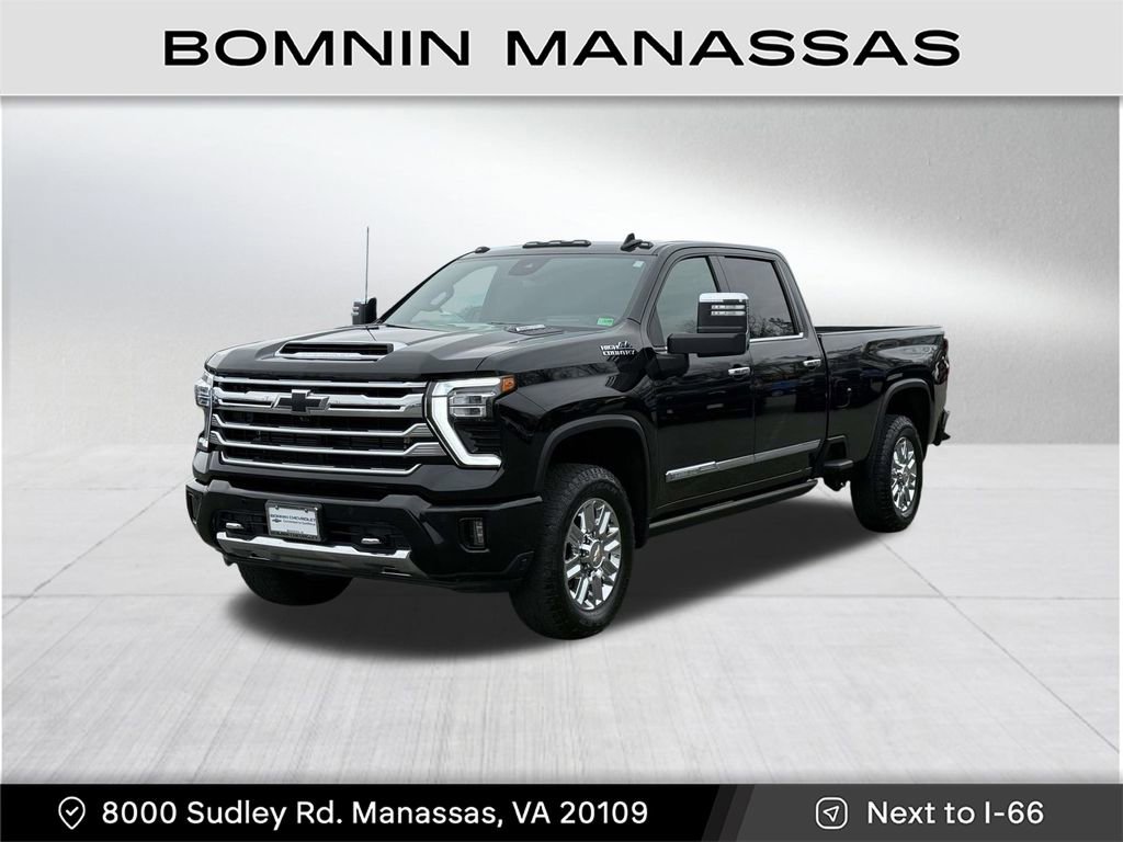 Used 2024 Chevrolet Silverado 3500 High Country w/ High Country Premium Package image 3