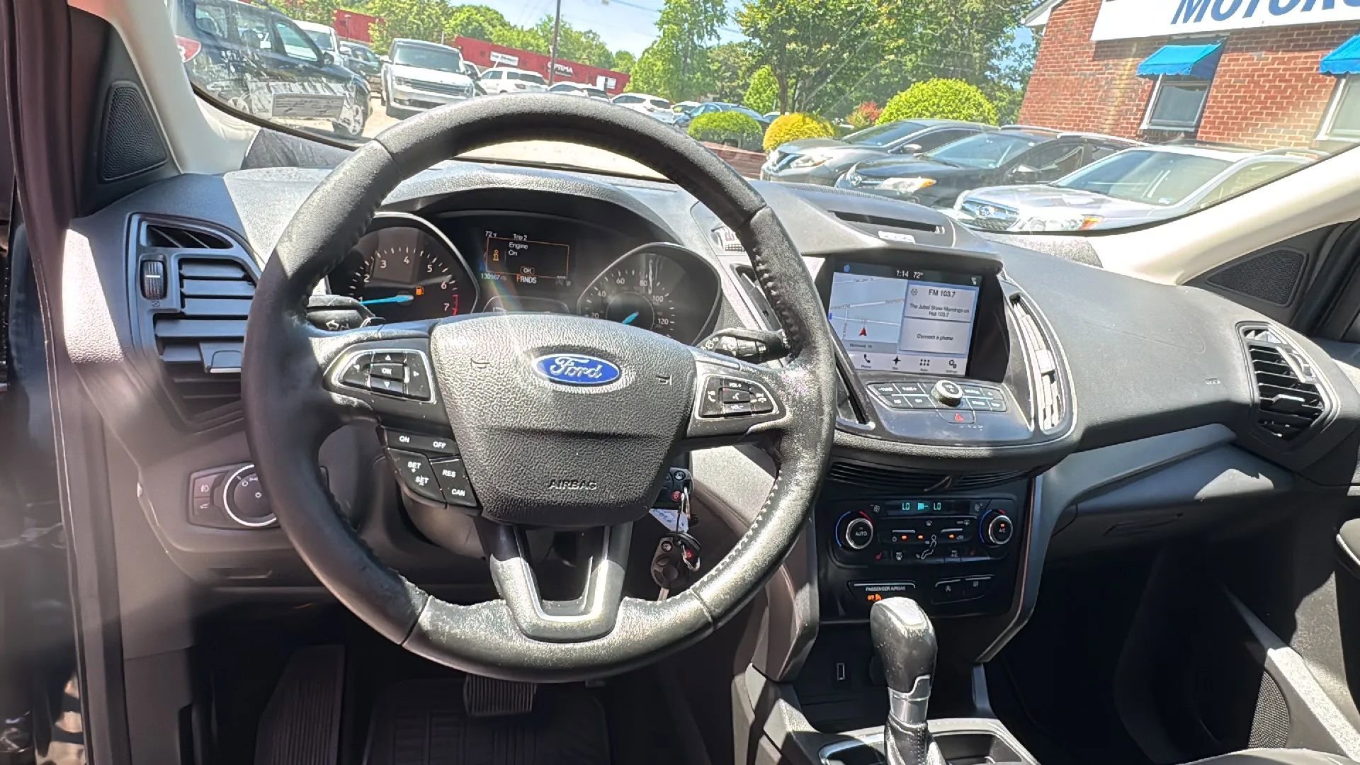 Used 2017 Ford Escape SE w/ SE Leather Comfort Package AWD/4WD image 9