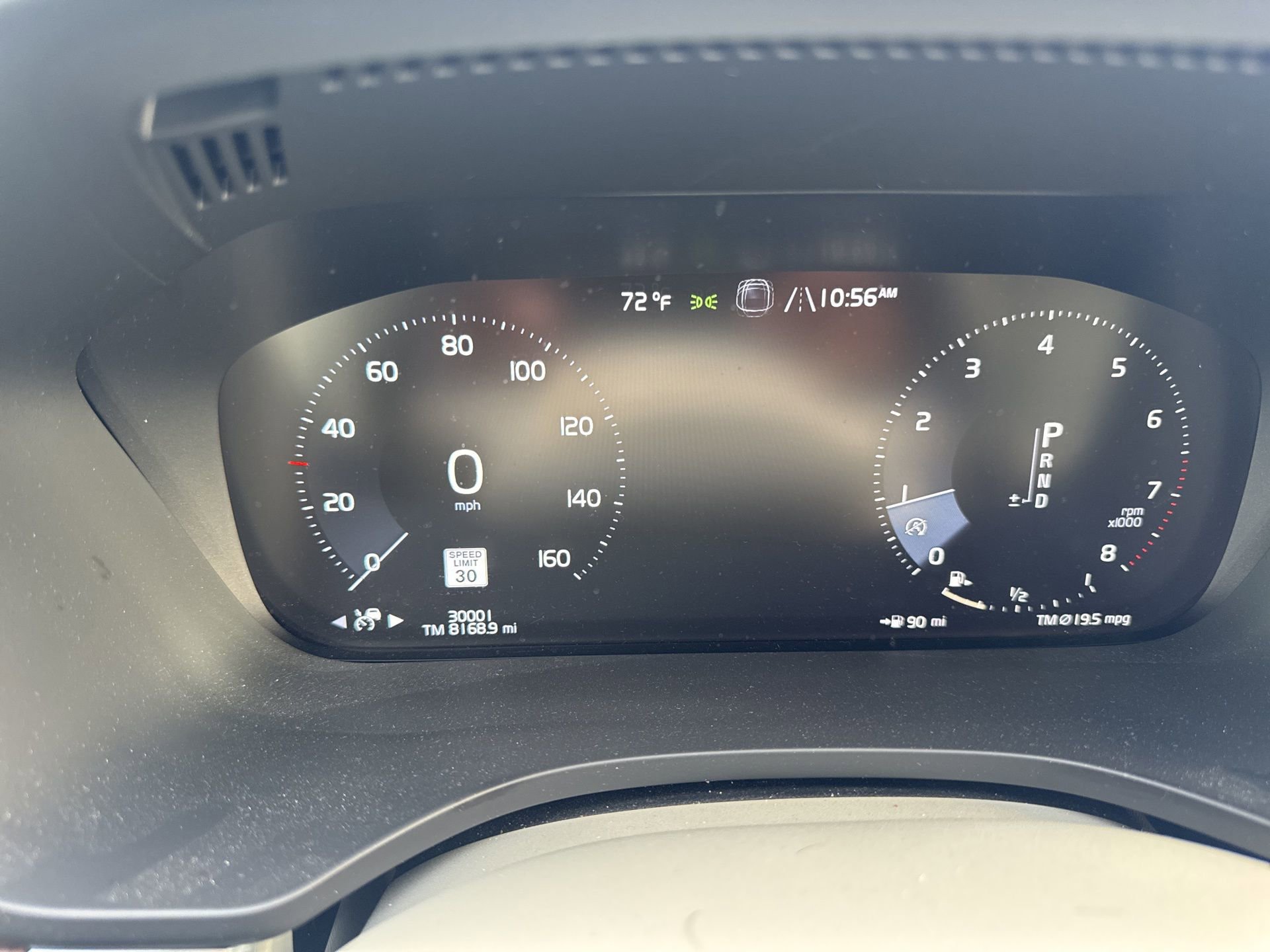 Used 2021 Volvo XC60 T5 Momentum w/ Advanced Package image 10