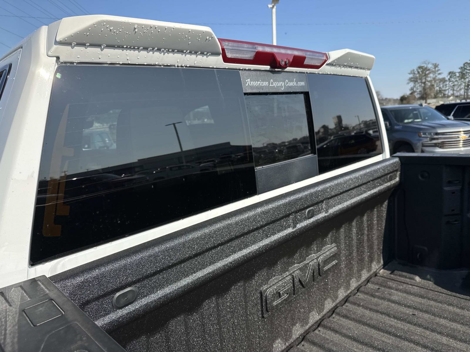 New 2026 GMC Sierra 1500 AT4 w/ Technology Package AWD/4WD image 12