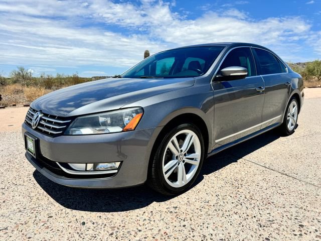 Used 2014 Volkswagen Passat TDI SE FWD image 3