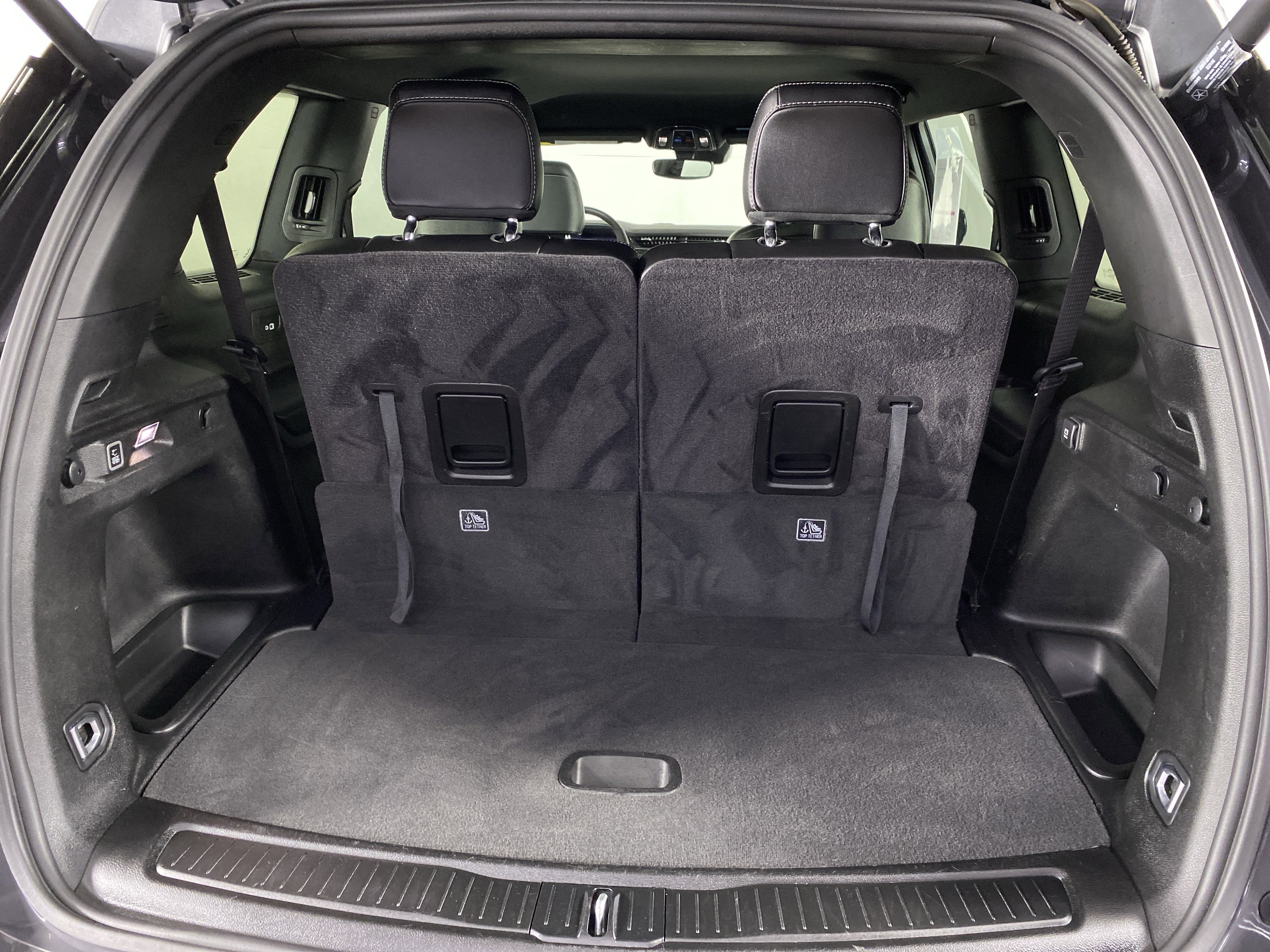 Used 2023 Jeep Grand Cherokee L Laredo image 33