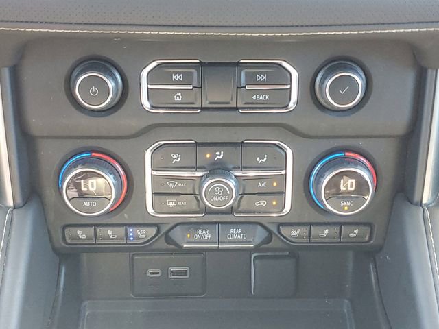 Certified 2023 Chevrolet Suburban Premier image 33